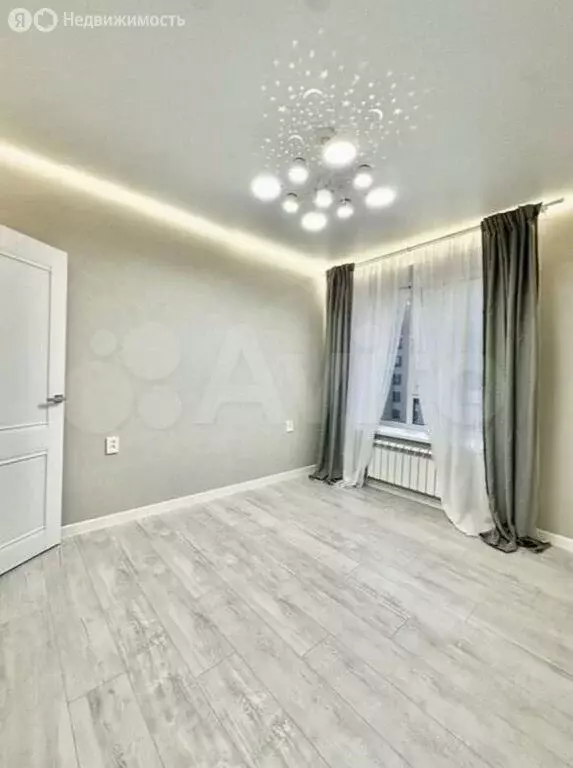 Квартира-студия: Кострома, улица Валентины Плетневой, 5 (63 м) - Фото 2