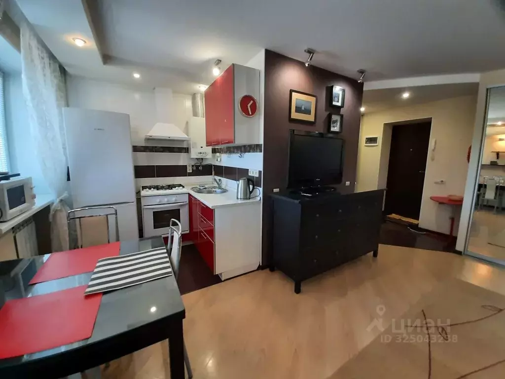 1-к кв. Волгоградская область, Волгоград Пражская ул., 16 (30.0 м) - Фото 1