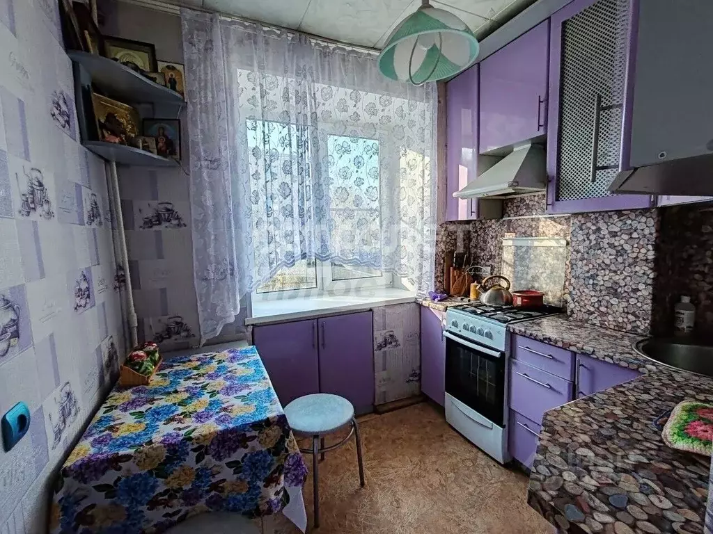 2-к кв. Нижегородская область, Бор ул. Победы, 12 (46.8 м) - Фото 1