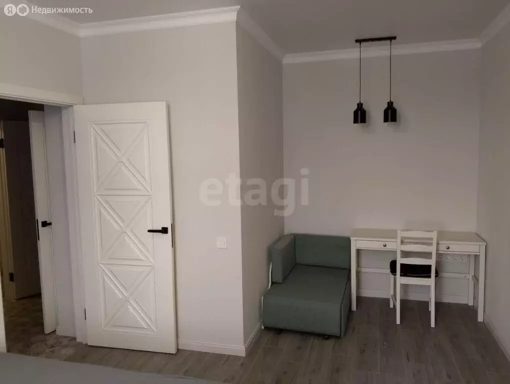 1-комнатная квартира: Батайск, переулок Талалихина, 30к2 (40 м) - Фото 0