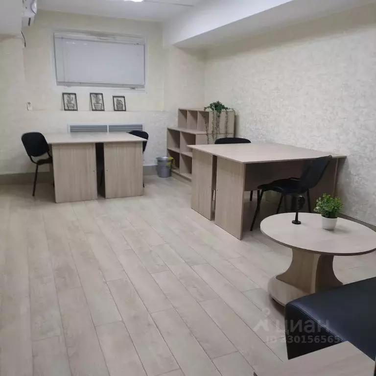 Офис в Краснодарский край, Краснодар Черкасская ул., 60 (20 м) - Фото 1