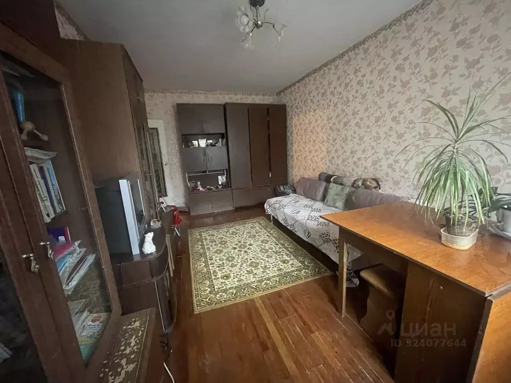 4-к кв. Белгородская область, Белгород ул. Губкина, 25 (74.6 м) - Фото 0