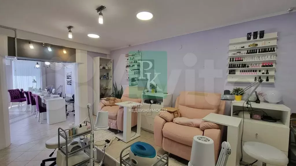 Помещение с арендатором 65м на пр. Октябрьской революции - Фото 1