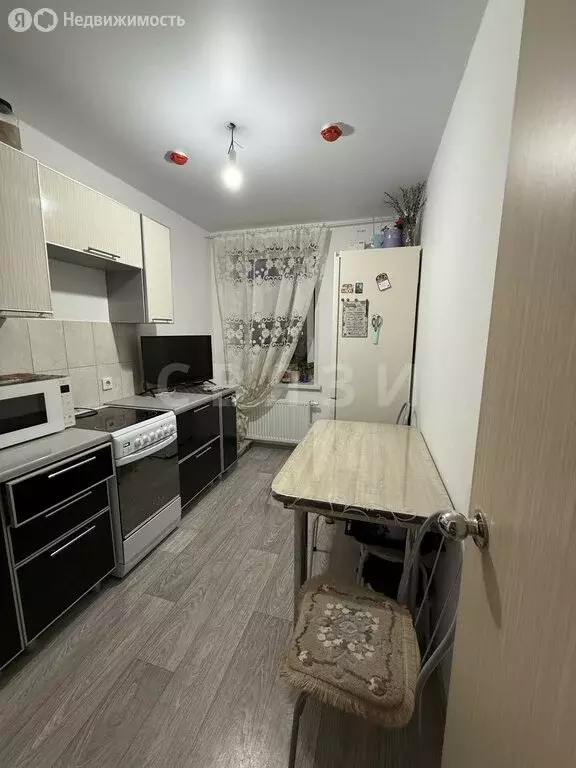 3-комнатная квартира: Тюмень, улица Республики, 204к14 (66.9 м) - Фото 1