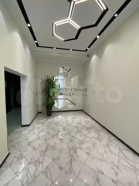 3-к. квартира, 69 м, 3/18 эт. - Фото 0