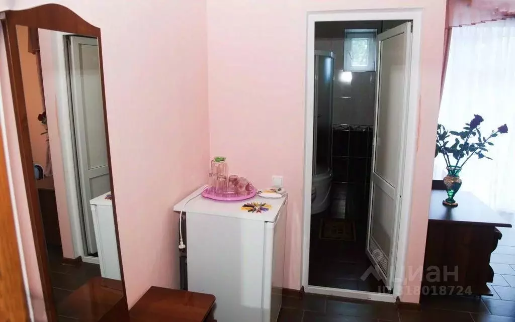 Комната Краснодарский край, Сириус пгт ул. Цветочная, 32 (18.0 м) - Фото 1