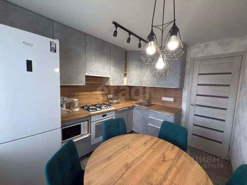 4-к кв. Смоленская область, Смоленск просп. Гагарина, 39 (86.0 м) - Фото 2