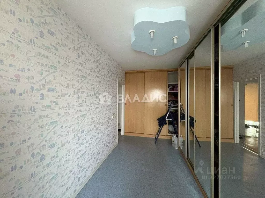 3-к кв. Волгоградская область, Волгоград ул. Елисеева, 8 (62.2 м) - Фото 1