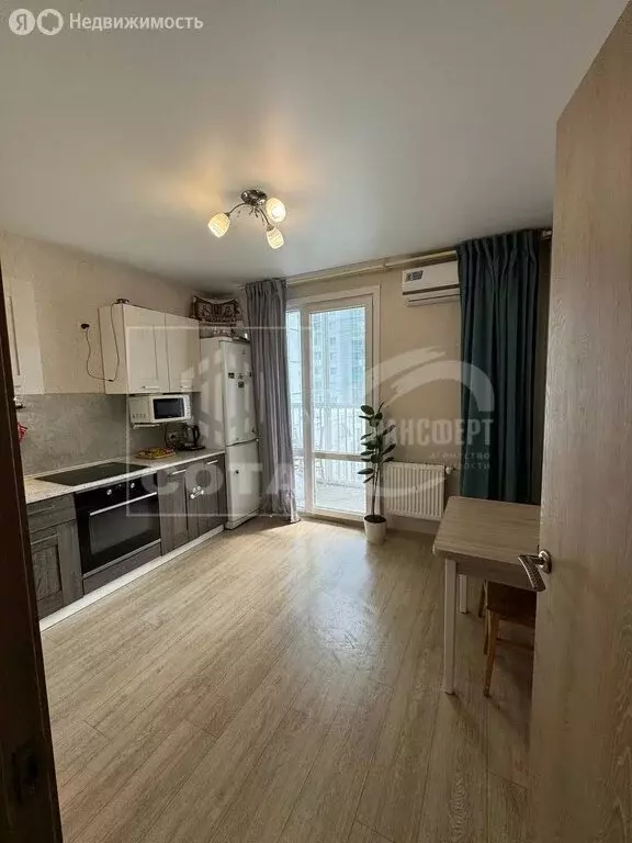 3-комнатная квартира: Отрадное, Осиновая улица, 11 (75 м) - Фото 1
