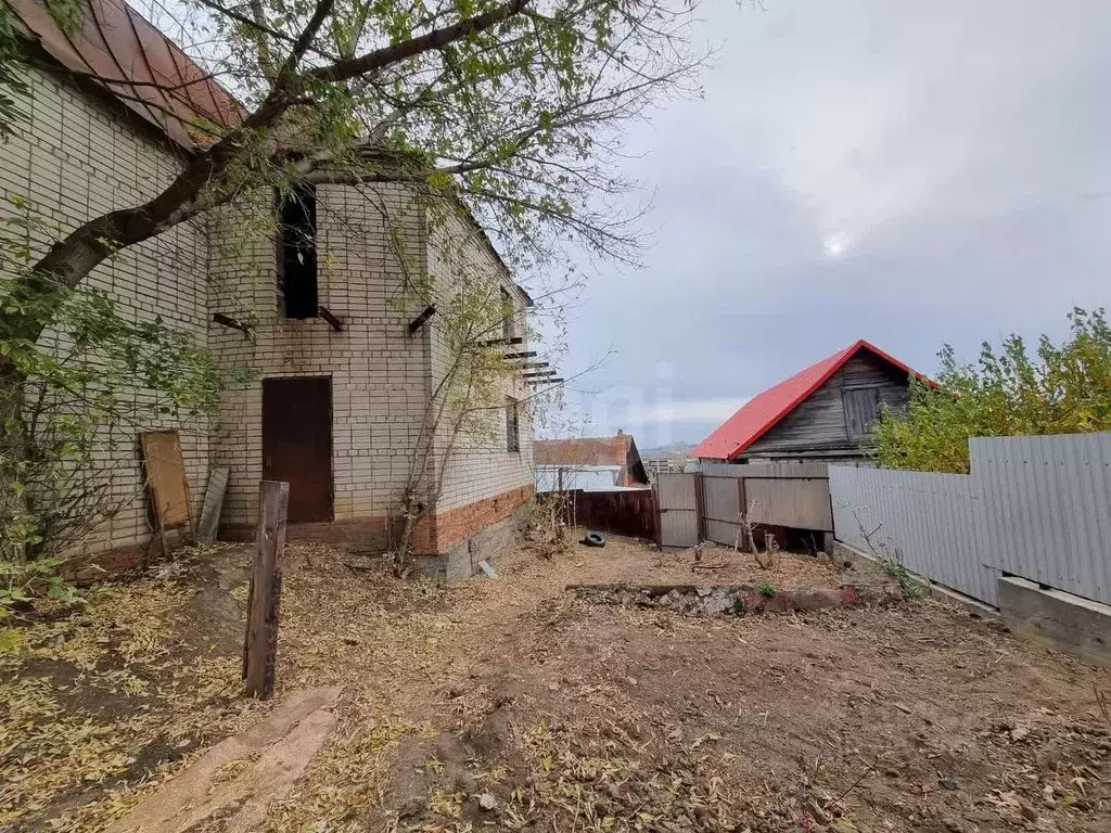 Дом в Саратовская область, Саратов ул. Малая Садовая, 1 (128 м) - Фото 1