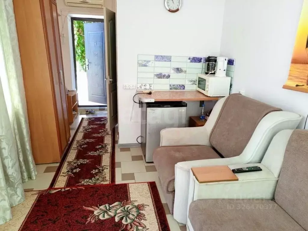 Студия Севастополь пос. Любимовка, ул. Южногородская, 36к2 (18.0 м) - Фото 1