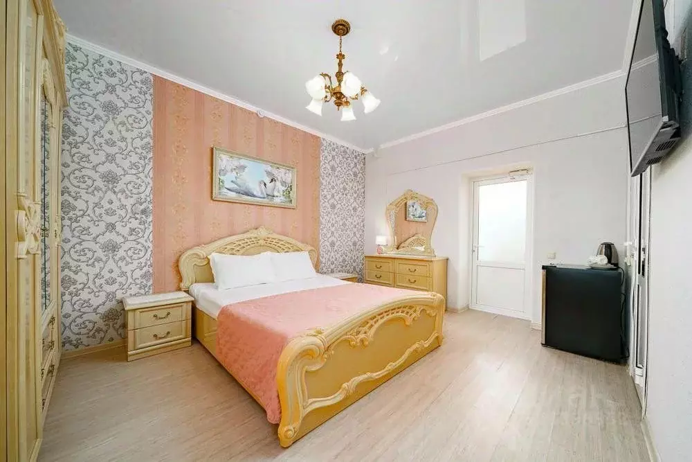 Комната Крым, Саки 13 сектор, 1Л (16.0 м) - Фото 1