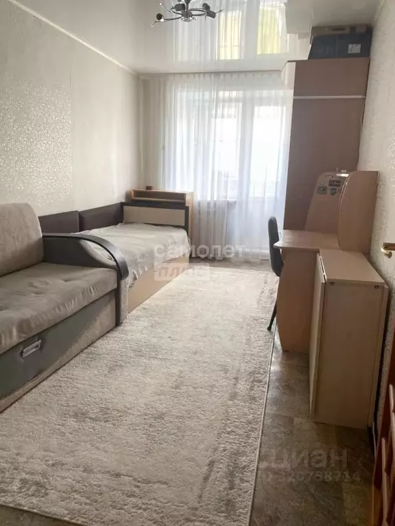 1-к кв. Астраханская область, Астрахань Молдавская ул., 100 (29.5 м) - Фото 0