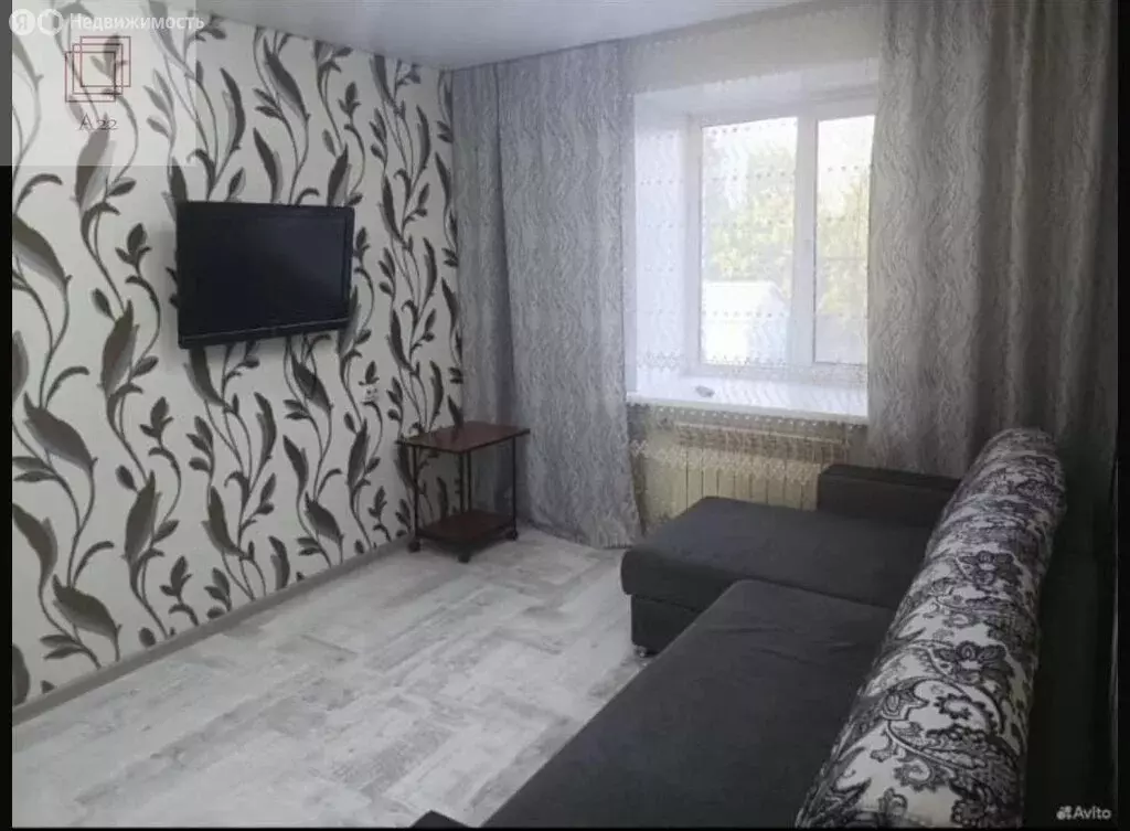 1-комнатная квартира: Барнаул, улица Смирнова, 46 (30 м) - Фото 0