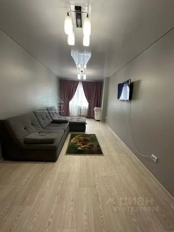 2-к кв. Хакасия, Абакан ул. Кирова, 212 (60.0 м) - Фото 0