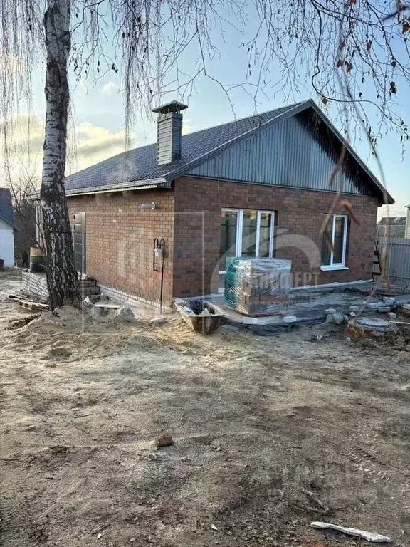 Дом в Воронежская область, с. Новая Усмань ул. Советская, 271 (80 м) - Фото 1