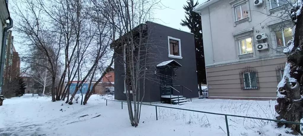 Помещение свободного назначения в Омская область, Омск ул. 20 лет ... - Фото 1