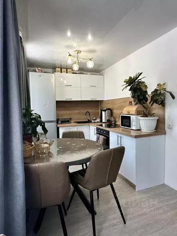 3-к кв. Иркутская область, Черемхово ул. Шевченко, 32 (52.9 м) - Фото 0