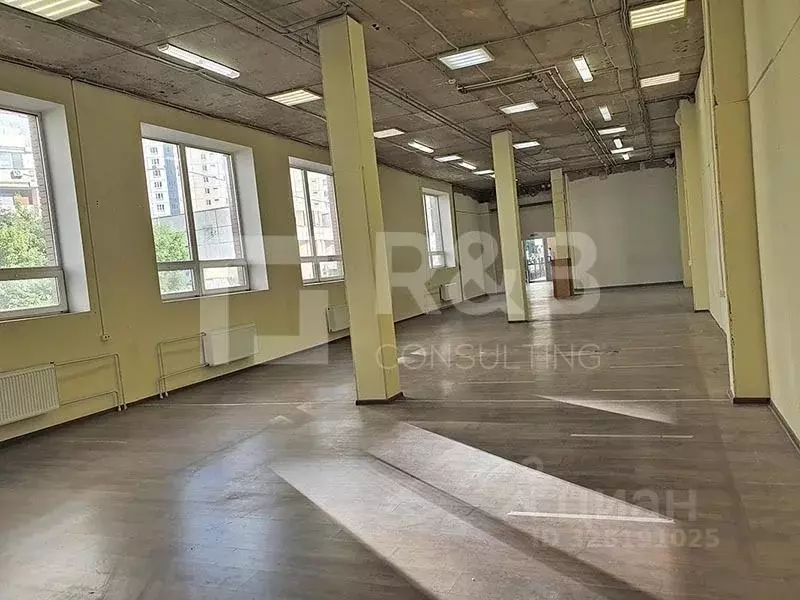 Офис в Москва ул. Гурьянова, 30 (360 м) - Фото 1