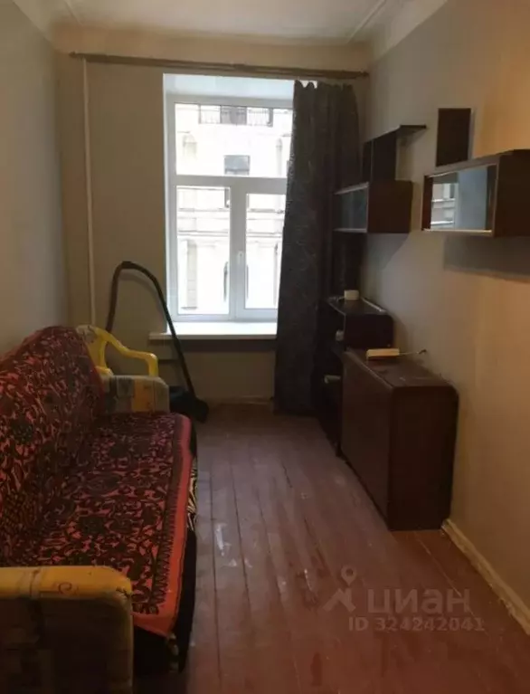 Комната Санкт-Петербург 11-я Красноармейская ул., 10 (10.0 м) - Фото 1