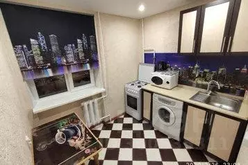 2-к кв. Севастополь пл. Генерала Захарова, 4 (49.0 м) - Фото 0