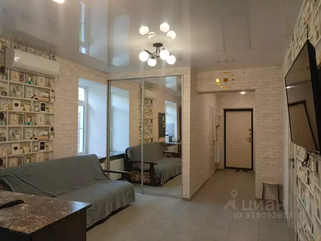 Дом в Ростовская область, Таганрог Татарская ул., 10 (73 м) - Фото 1
