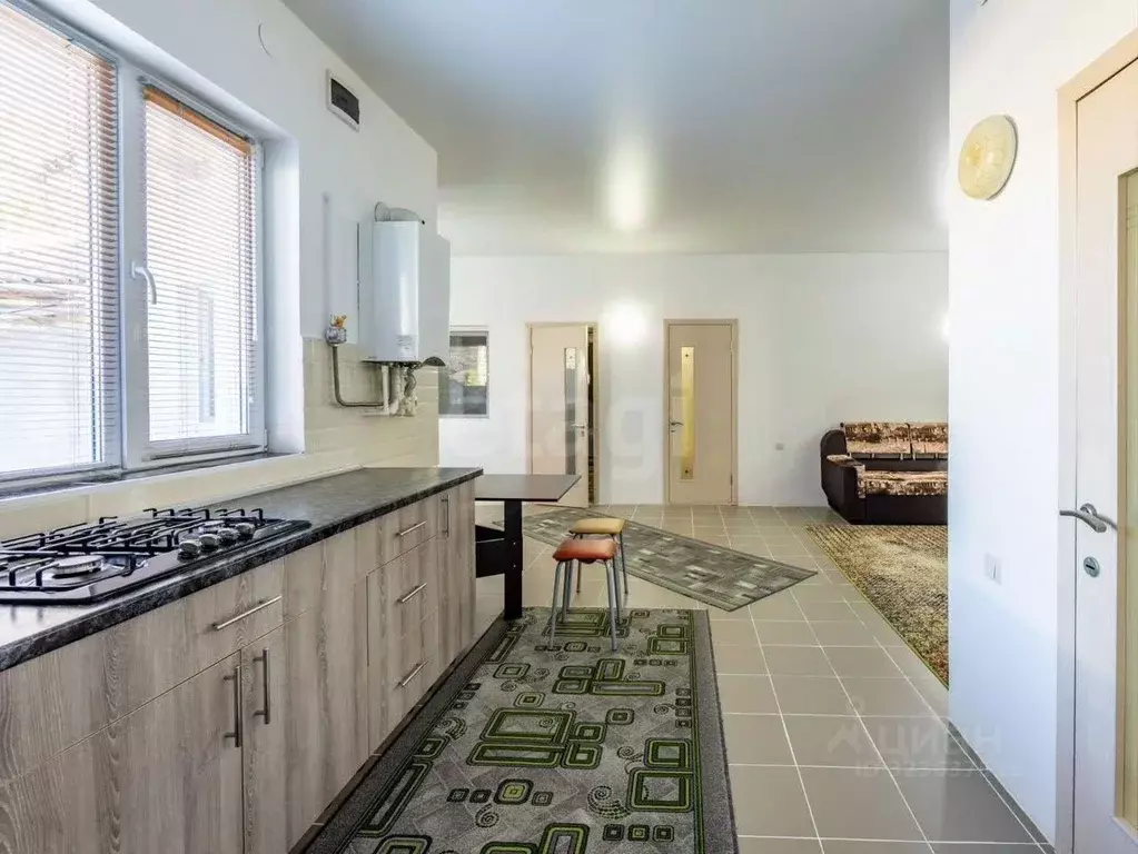 3-к кв. Крым, Симферополь ул. Малофонтанная (74.8 м) - Фото 2