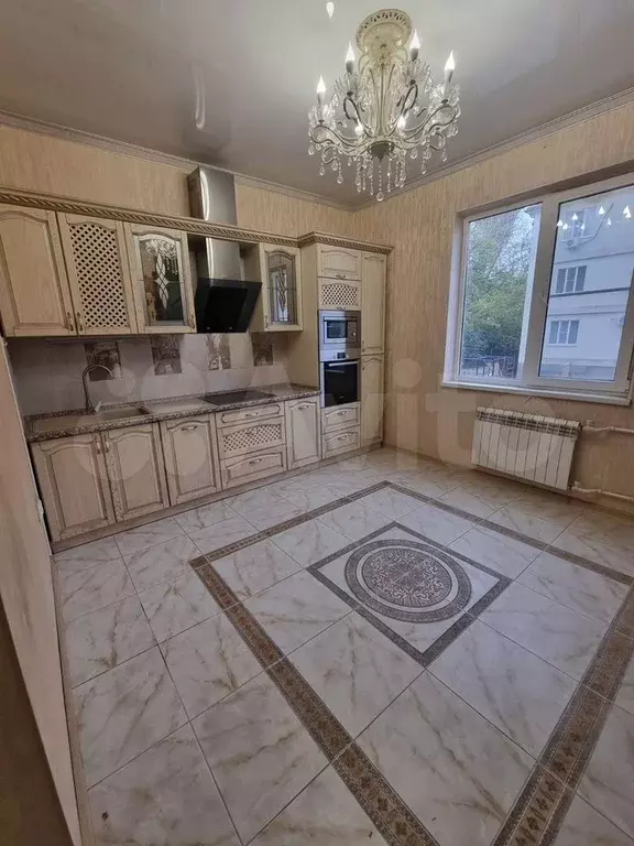 3-к. квартира, 87 м, 2/3 эт. - Фото 0