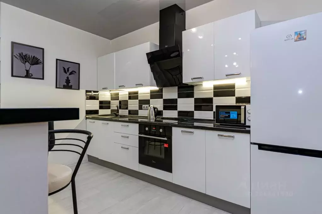 1-к кв. Пермский край, Пермь ул. Революции, 24 (39.0 м) - Фото 2