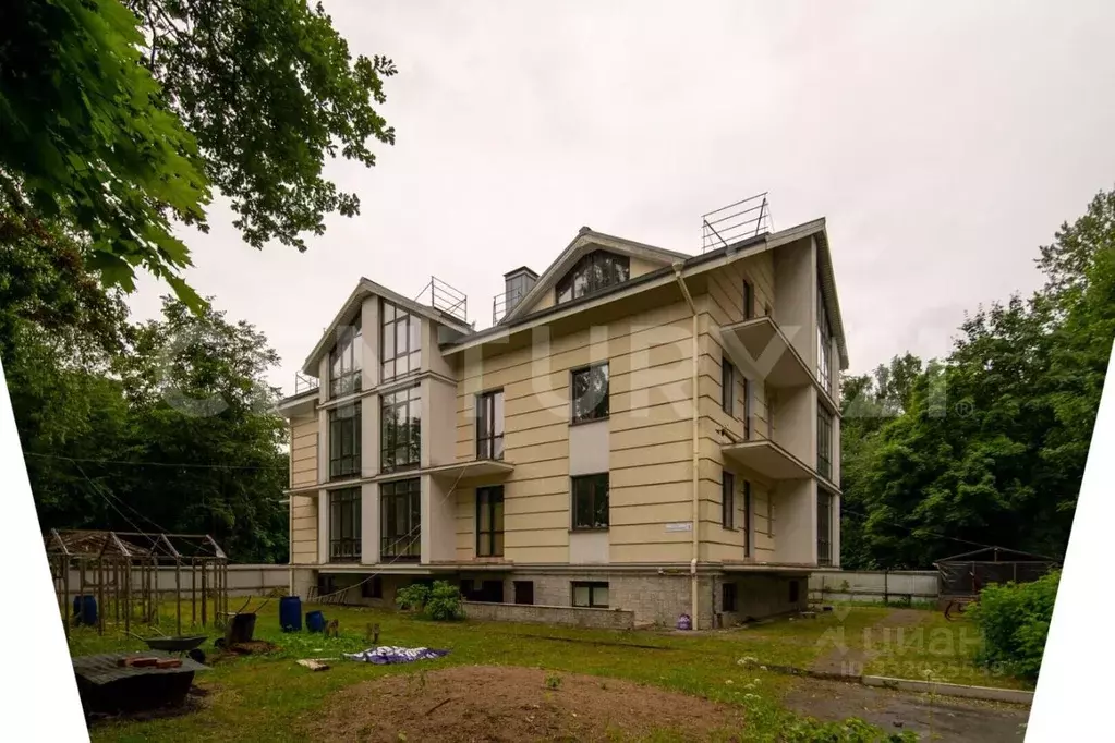 Дом в Санкт-Петербург, Санкт-Петербург, Петергоф Троицкая Гора тер.,  ... - Фото 1