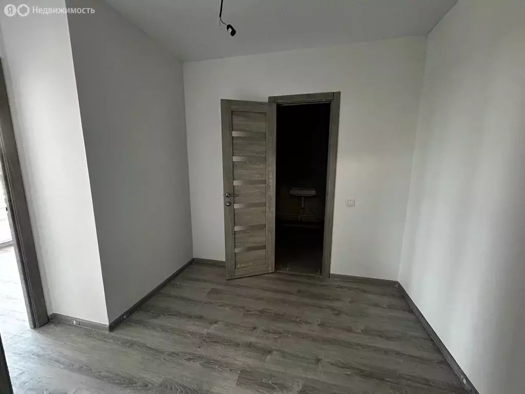 2-комнатная квартира: Западный, микрорайон Притяжение, улица имени ... - Фото 1