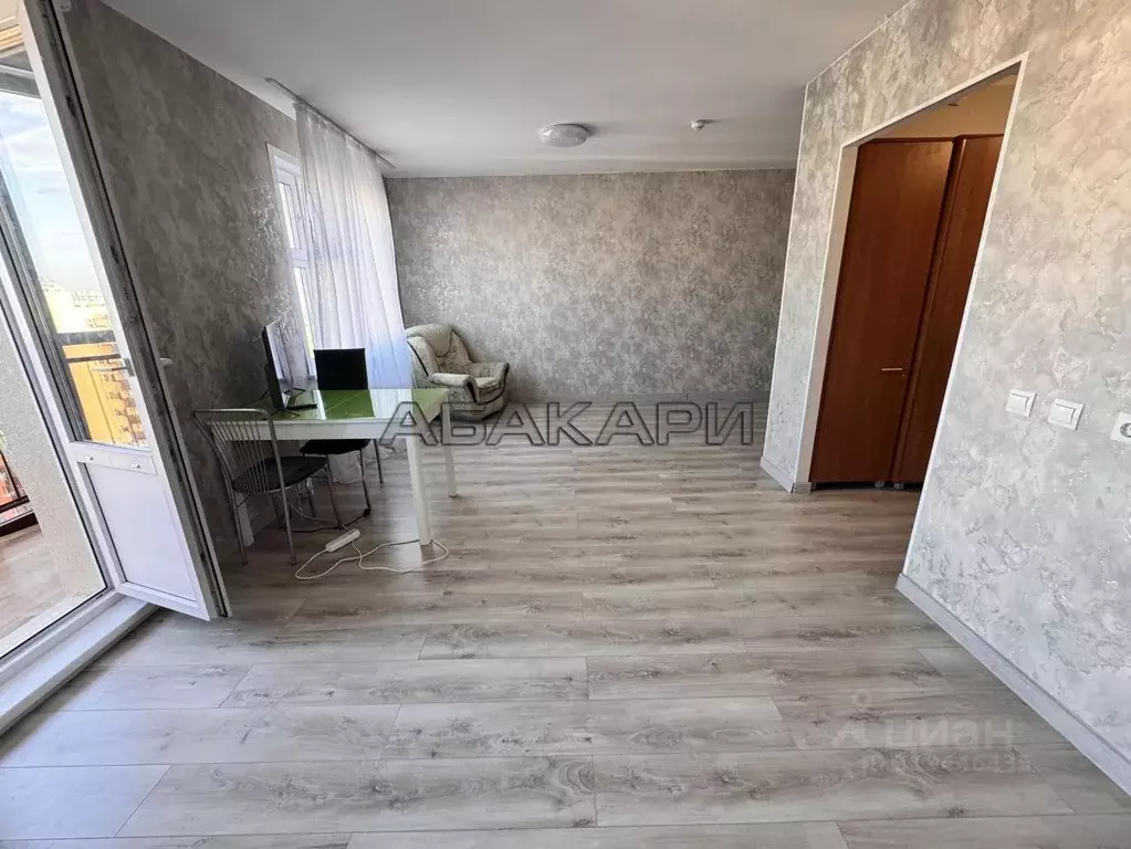 Студия Красноярский край, Красноярск Соколовская ул., 20В (37.0 м) - Фото 1