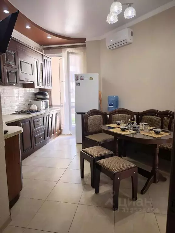 2-к кв. Краснодарский край, Геленджик Крымская ул., 19к9 (68.0 м) - Фото 1