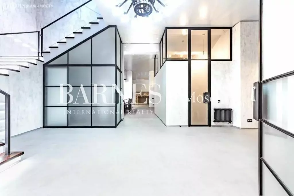 Дом в Одинцовский городской округ, посёлок Николина Гора (680 м) - Фото 2