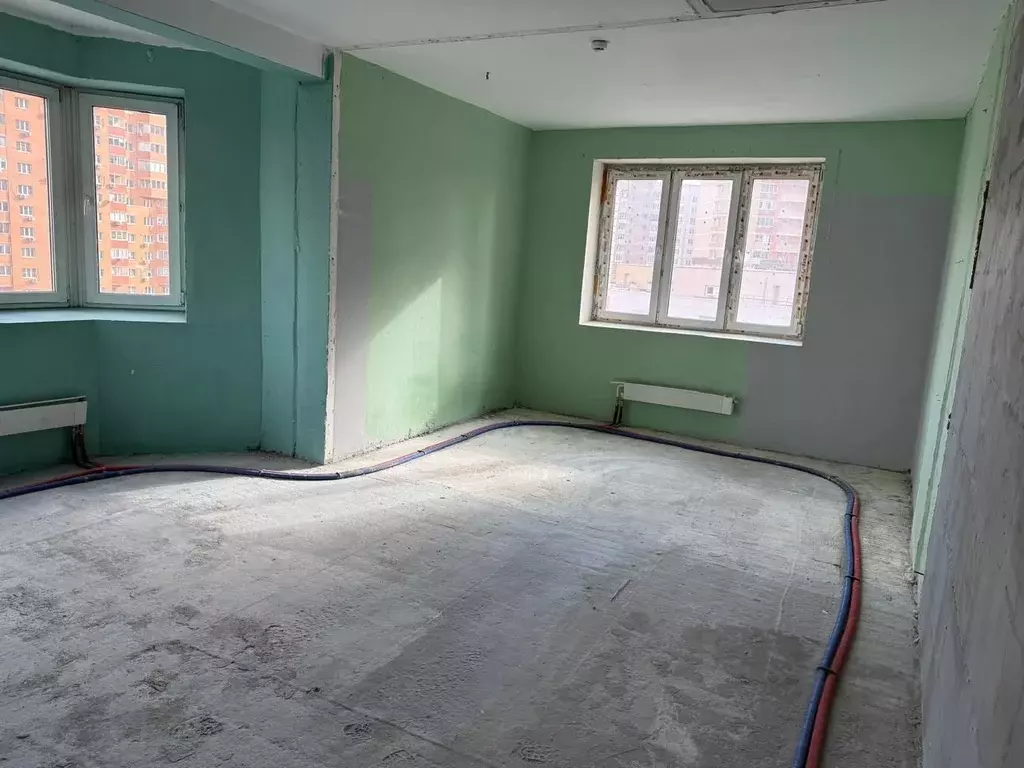 Продается 3-комнатная квартира - Фото 2