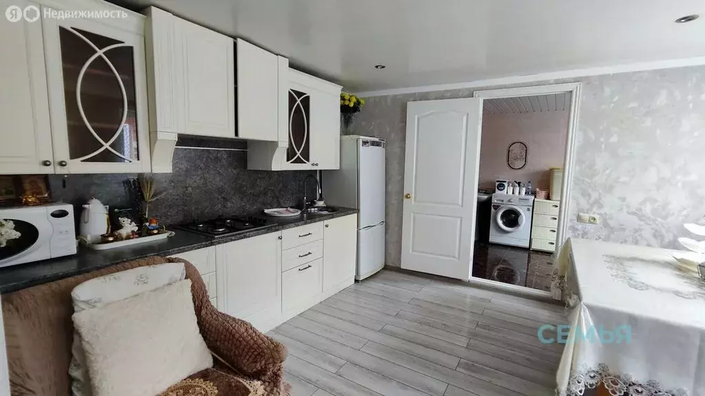 Дом в посёлок городского типа Заводской, 5-я линия (75 м) - Фото 1