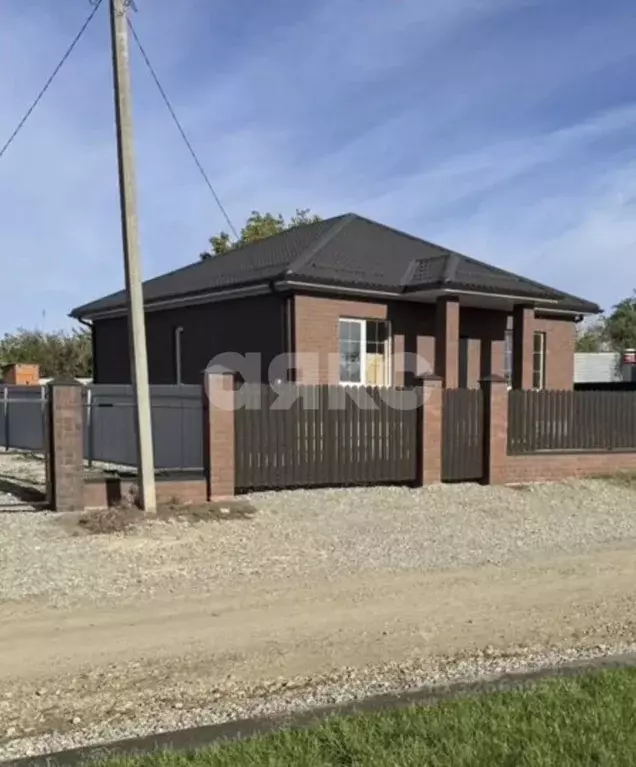 Дом в Краснодарский край, Кореновский район, Платнировское с/пос, ... - Фото 1