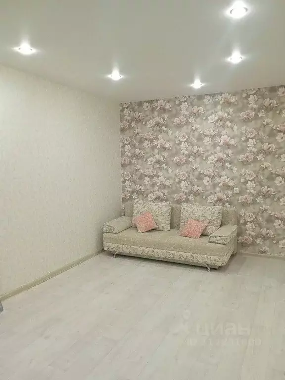 1-к кв. Чувашия, Новочебоксарск Зеленый бул. (30.5 м) - Фото 1