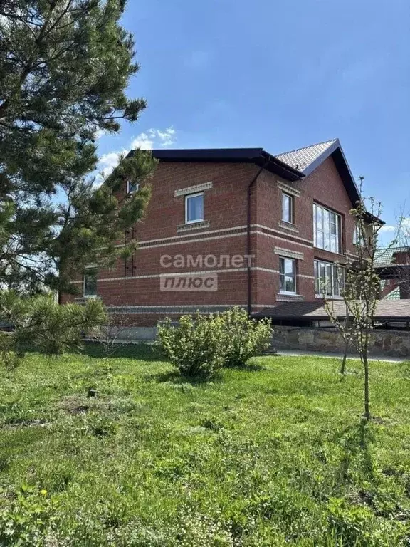 Коттедж в Челябинская область, Кыштым ул. Спартака (373 м) - Фото 1