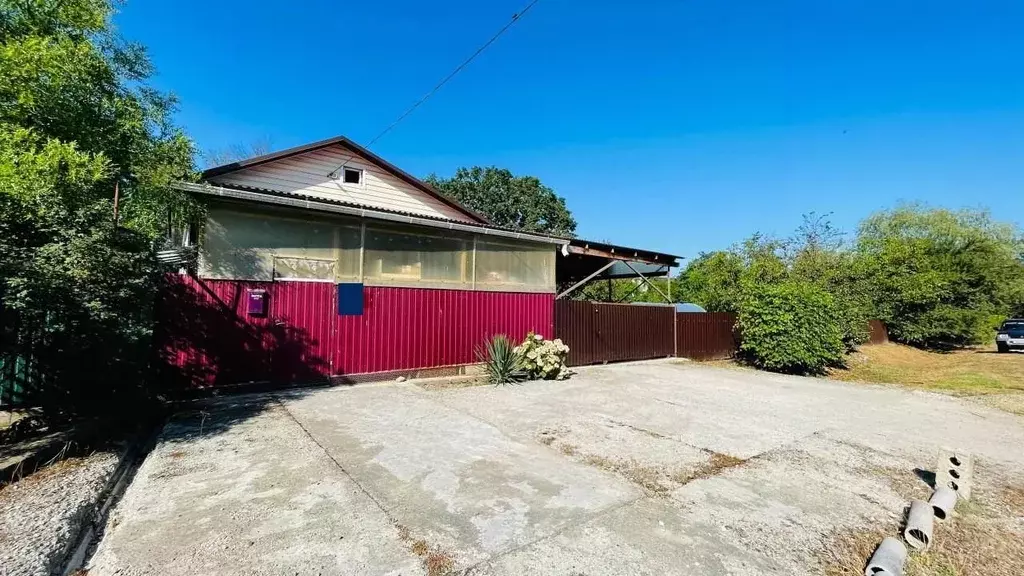 Дом в Краснодарский край, Белореченский район, пос. Южный  (45 м) - Фото 1