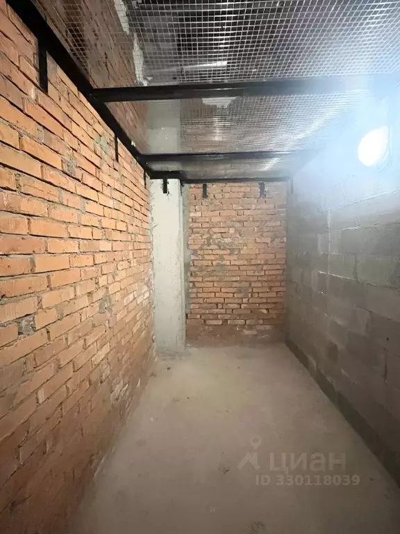 Гараж в Москва ул. Саларьевская, 14к2 (7 м) - Фото 1