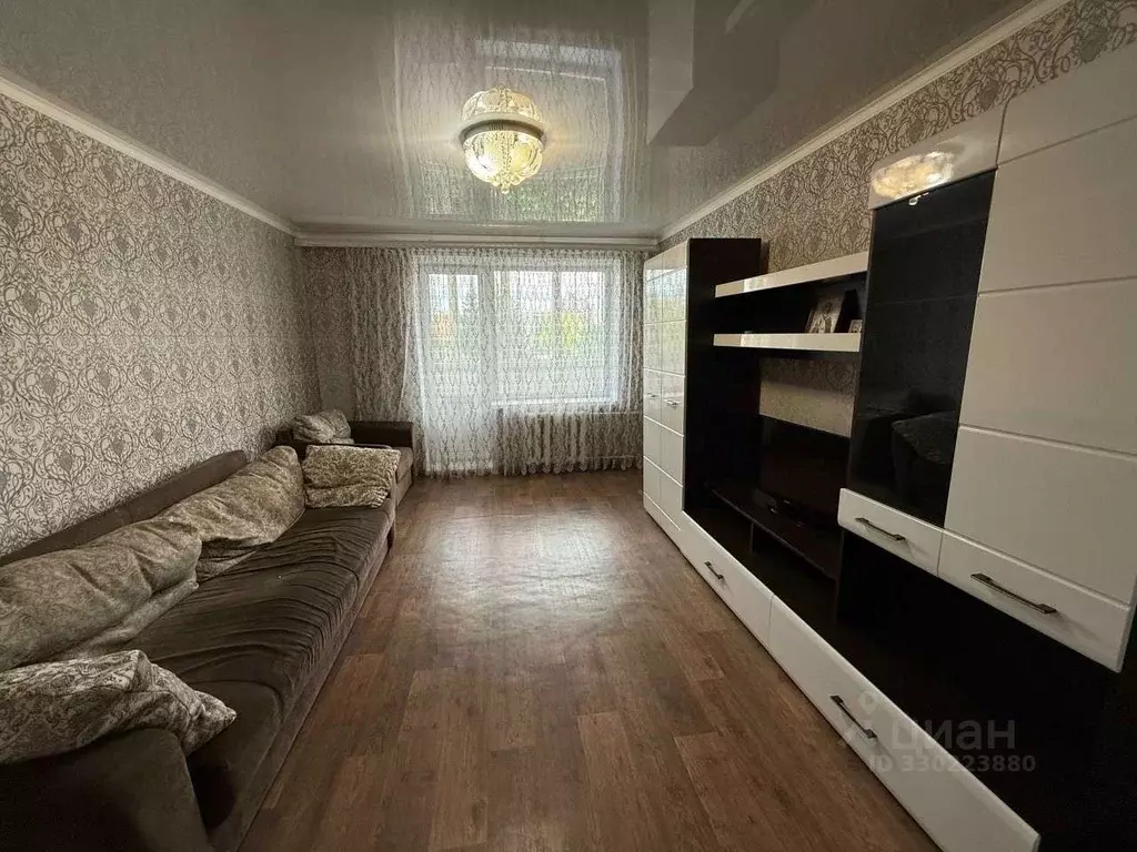 3-к кв. Белгородская область, Губкин Севастопольская ул., 6 (60.0 м) - Фото 1