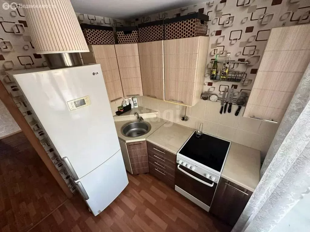 2-комнатная квартира: Кемерово, Космическая улица, 5А (43.9 м) - Фото 1