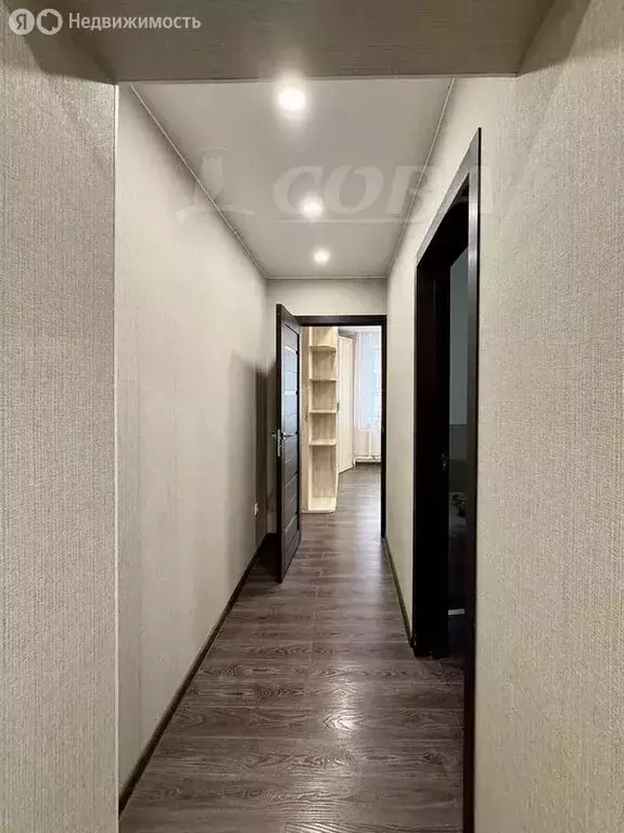 2-комнатная квартира: Тюмень, Газопромысловая улица, 2 (64.1 м) - Фото 1