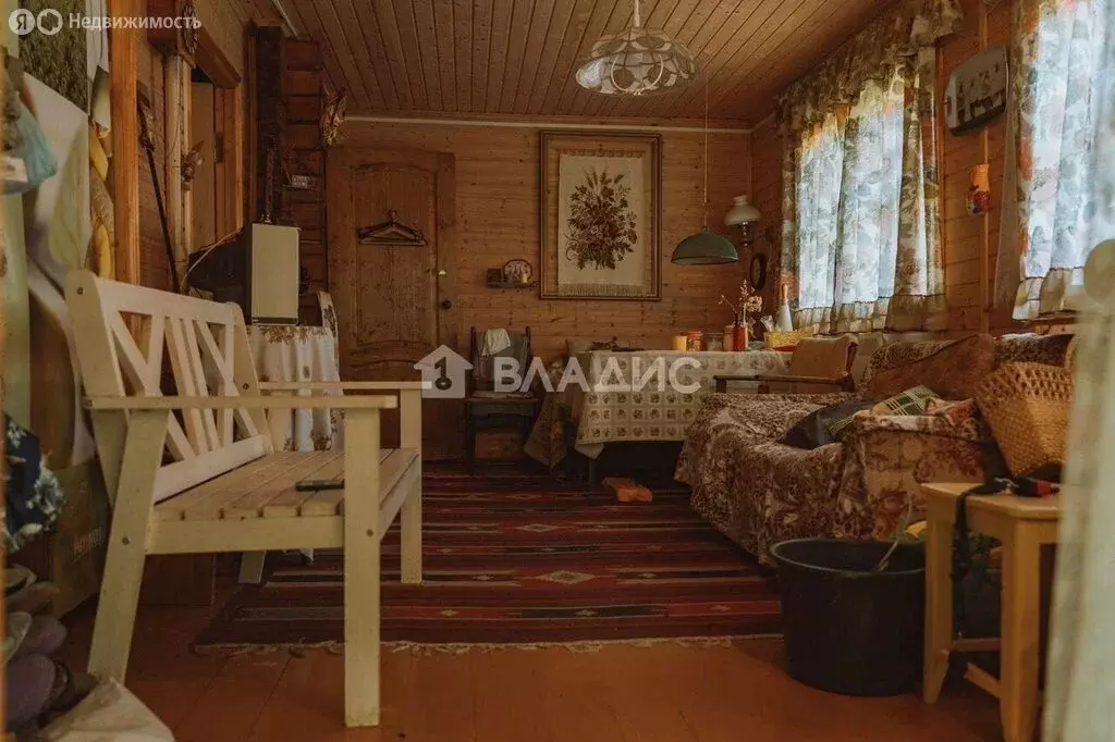 Дом в деревня Кузнецово, территория ЗАО АК Золотая антилопа, 166А ... - Фото 1