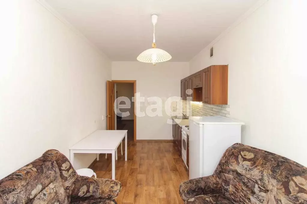 1-к кв. Тюменская область, Тюмень ул. Салтыкова-Щедрина, 58 (52.0 м) - Фото 1