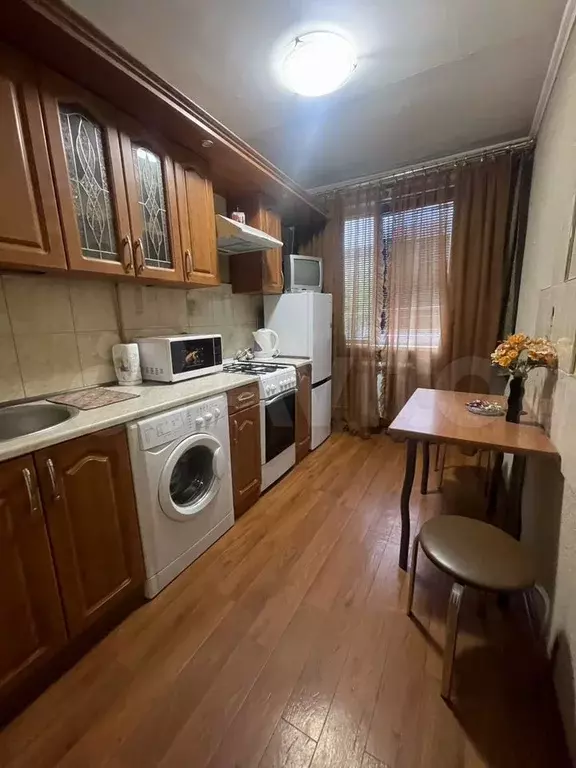 1-к. квартира, 28,7 м, 1/5 эт. - Фото 0