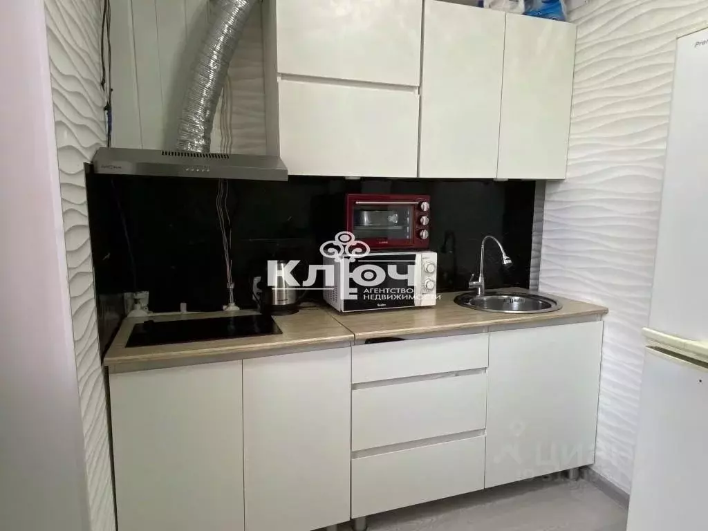 2-к кв. Башкортостан, Стерлитамак Северный мкр, ул. Черняховского, 7 ... - Фото 1