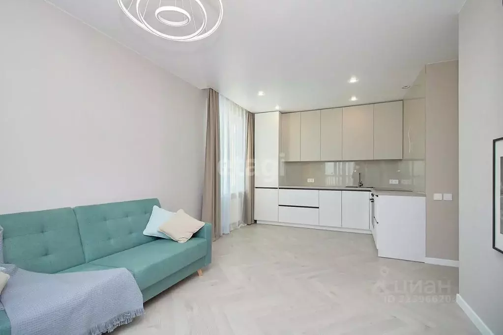 2-к кв. Тюменская область, Тюмень Профсоюзная ул., 61 (56.0 м) - Фото 1