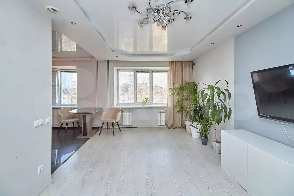 2-к. квартира, 55 м, 6/9 эт. - Фото 0